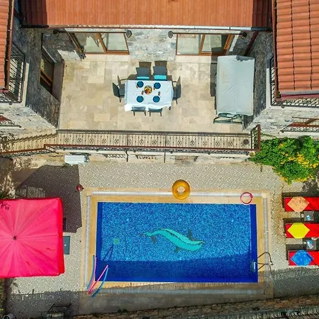 Candy Stone, Private Pool For 8 People Appartamento